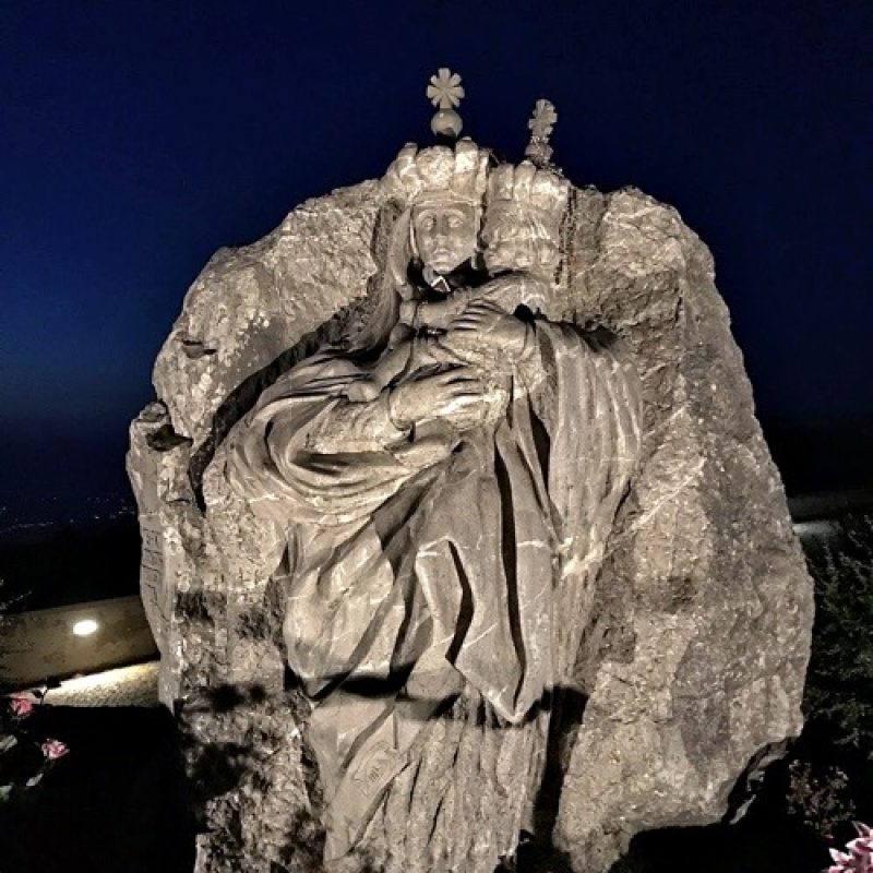 Statua_della_Madonna_del_Carmine_di_Avigliano